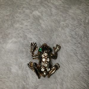 10k Gold Frog Pin